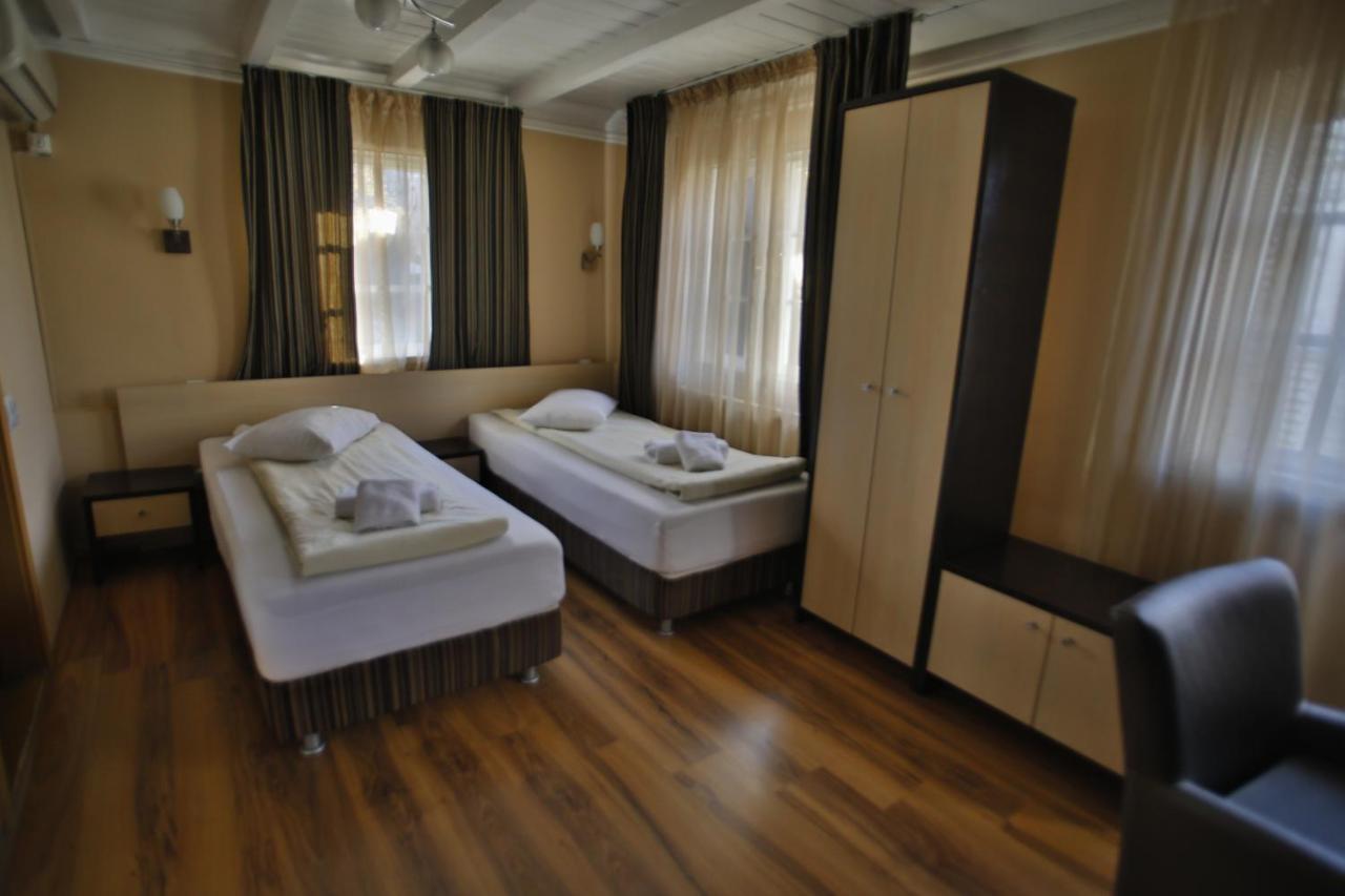 Vila Vidalis Cluj-Napoca Luaran gambar